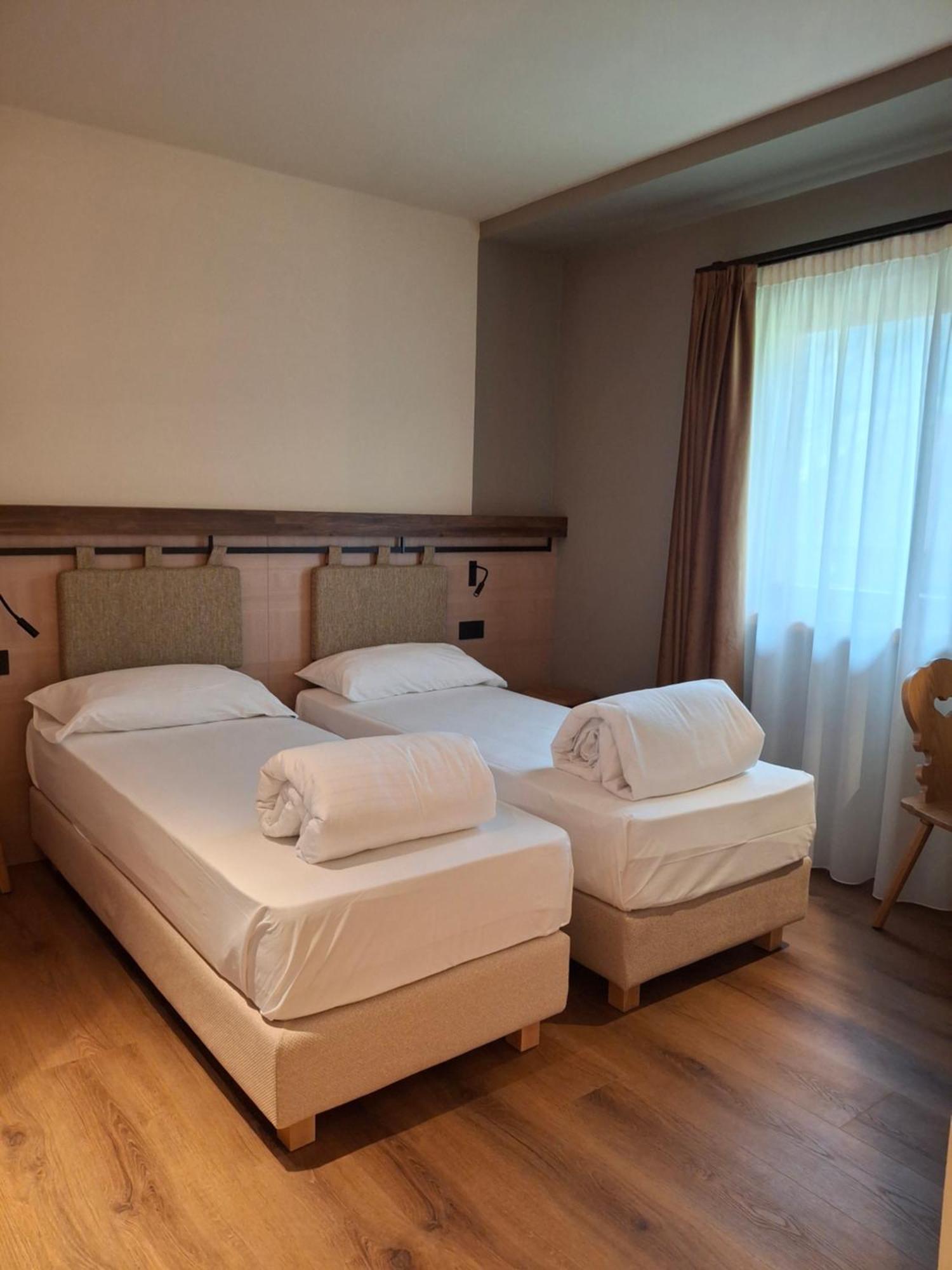 Hotel Dolomiti Saone Tione di Trento Exterior photo
