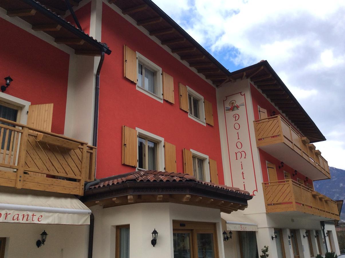 Hotel Dolomiti Saone Tione di Trento Exterior photo